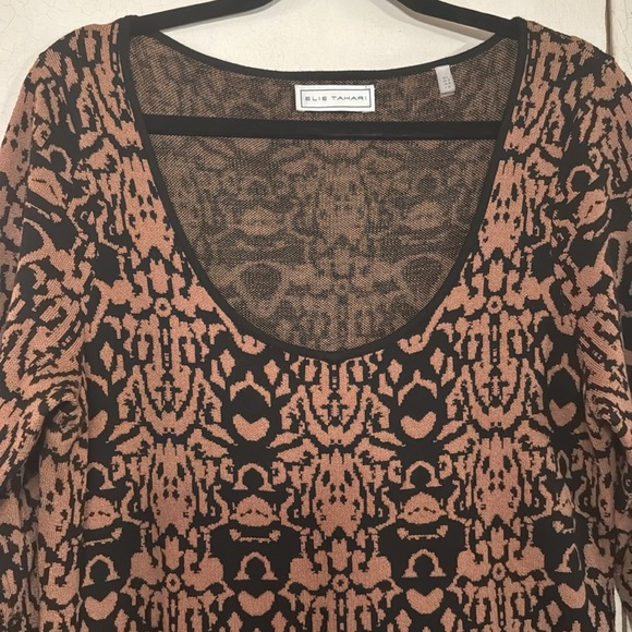 ELIE TAHARI gorgeous sweater dress in a brown/black knit print- like new in Sz.L - Picture 2 of 10